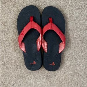 Sanuk yoga mat flip flops